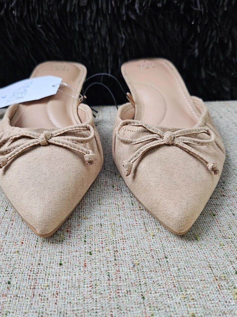 Time & Tru Women Sandal Shoe Fabric Suede Upper Pump Heel Size 7 NWT - Picture 3 of 9